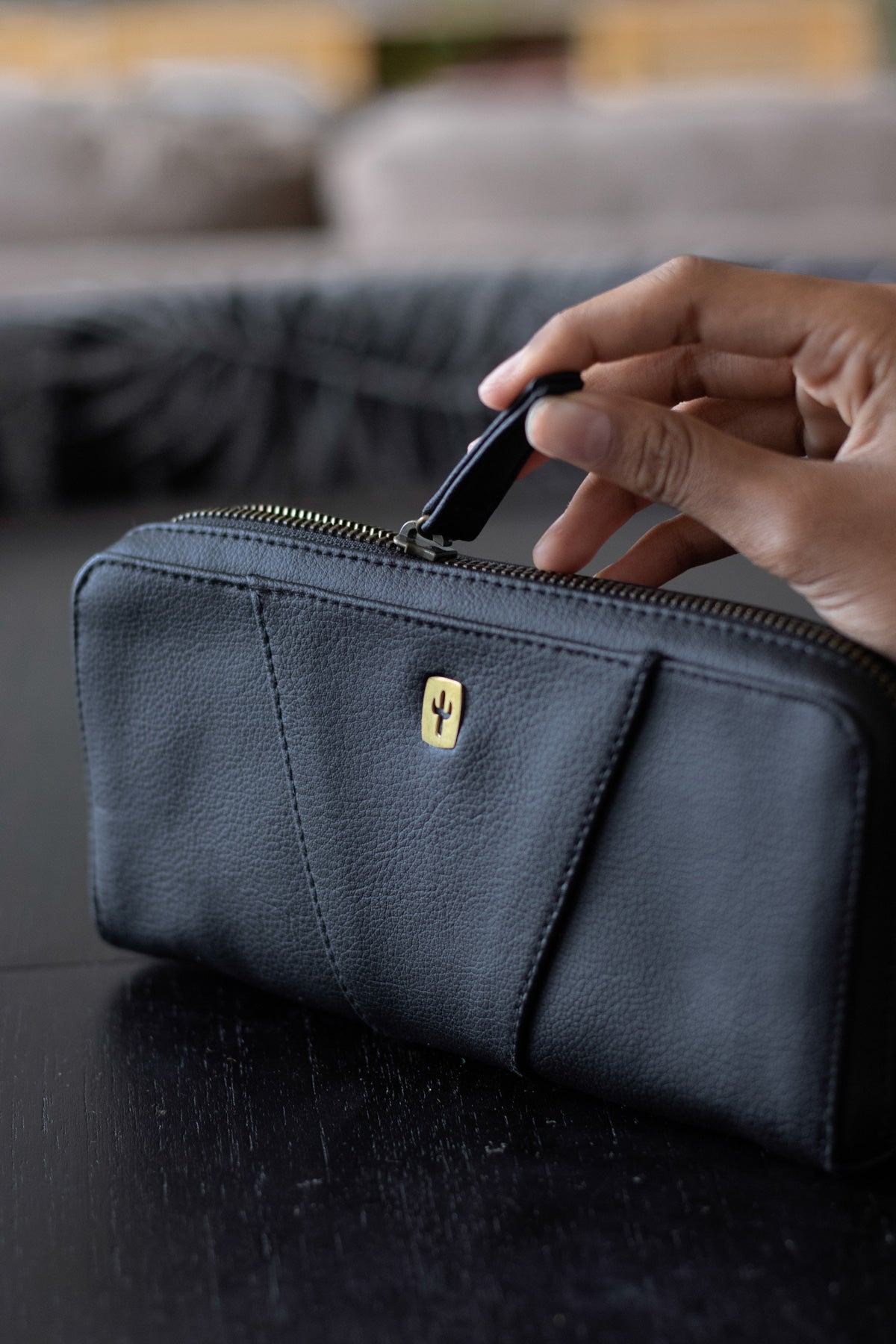 Angelou | Cactus Leather Night