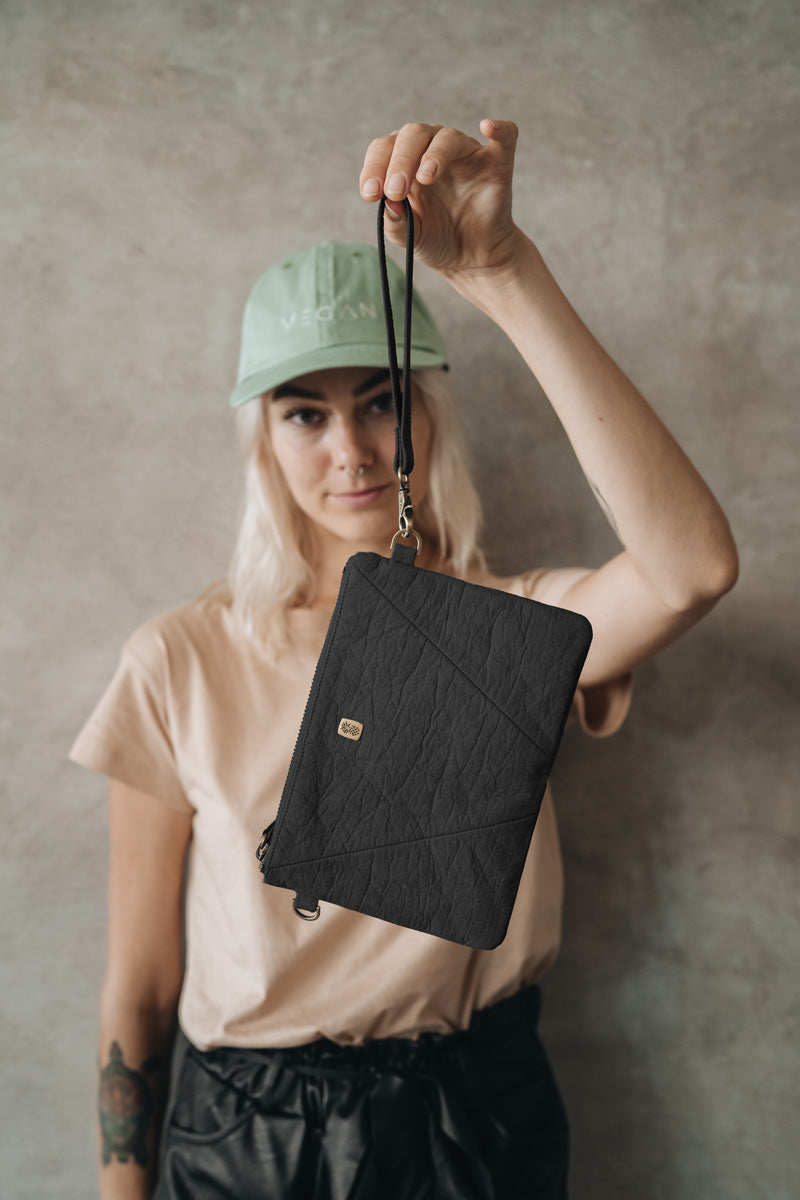 Crossbody Clutch | Piñatex Pineapple Leather Charcoal