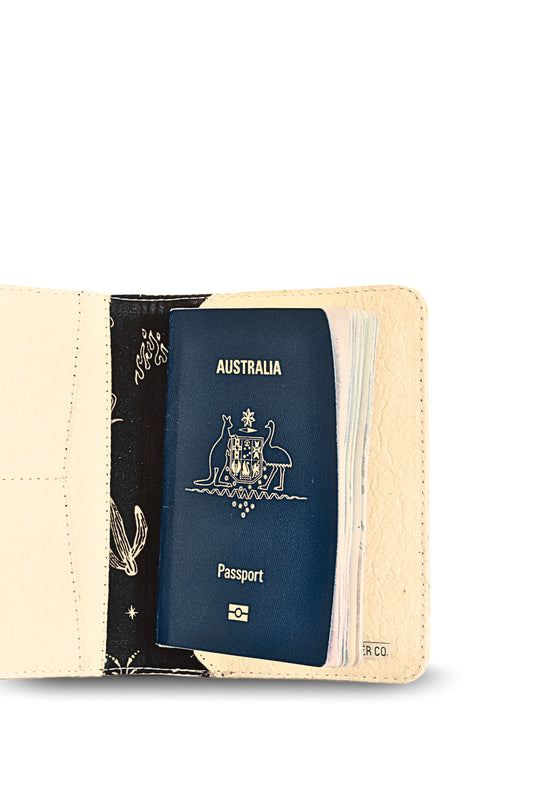 Traveller | Amber Piñatex Pineapple Leather