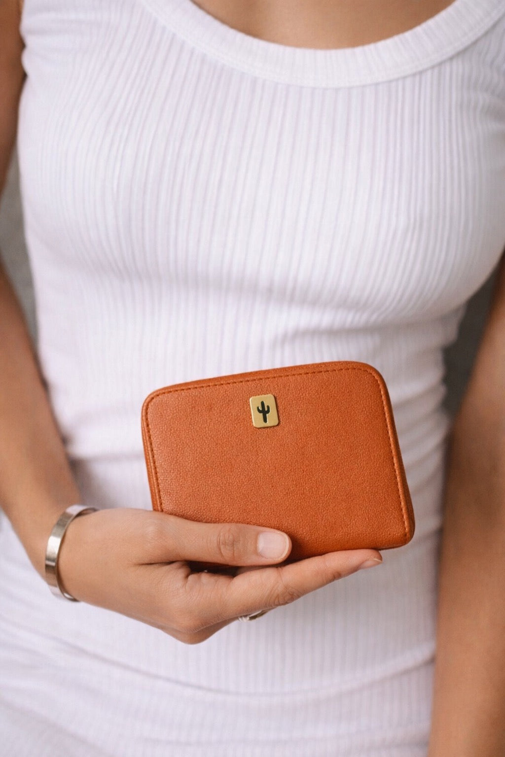 Vegan Womens wallet made from cactus leather, interior view