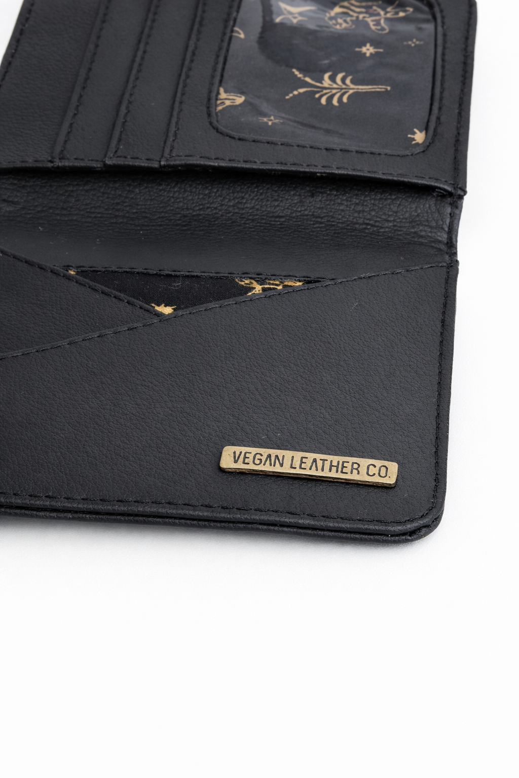 Vegan Womens wallet in black made from cactus leather, side view