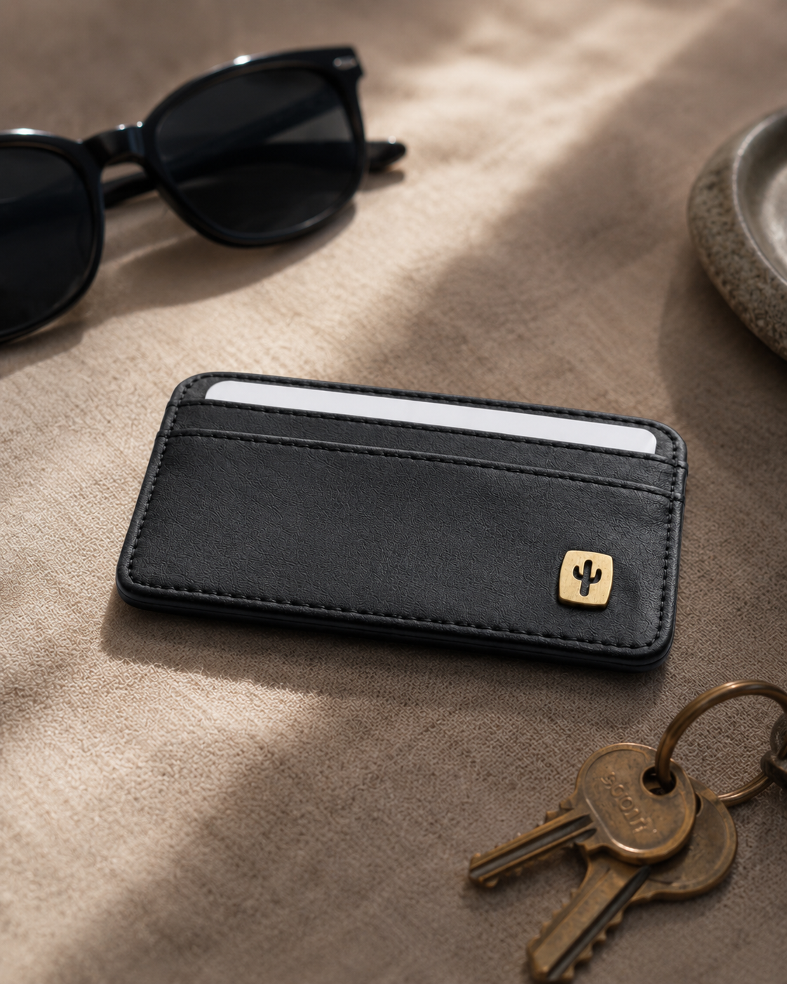 Vegan card holder in black made from cactus leather, detail view